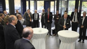 Zu ihrem diesjährigen „Olper Stammtisch“ hatte die IHK Siegen die Olper Unternehmer in das Automotive Center Südwestfalen nach Attendorn geladen.