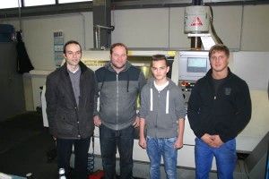 Von links: Florian Kraft von der Gesamtschule Eiserfeld, Maik Schneider, Daniel Huck und David Klein waren mit der Berufsfelderkundung sehr zufrieden.