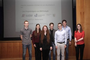 So sehen Sieger aus: Mit ihrer Projektarbeit zum Thema „PeltoringSi“ belegte dieses MINToringSi-Team den ersten Platz. Von links Felix Weber, Veronika Blecker, Helene Weinberg, Jona Bensberg, Simon Schönherr, Alexander Mende und Roxane Baumgarten.