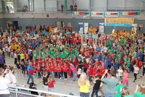 Über 700 Grundschülerinnen und -schüler nahmen am Finale der "Westfalen YoungStars" in Siegen teil.